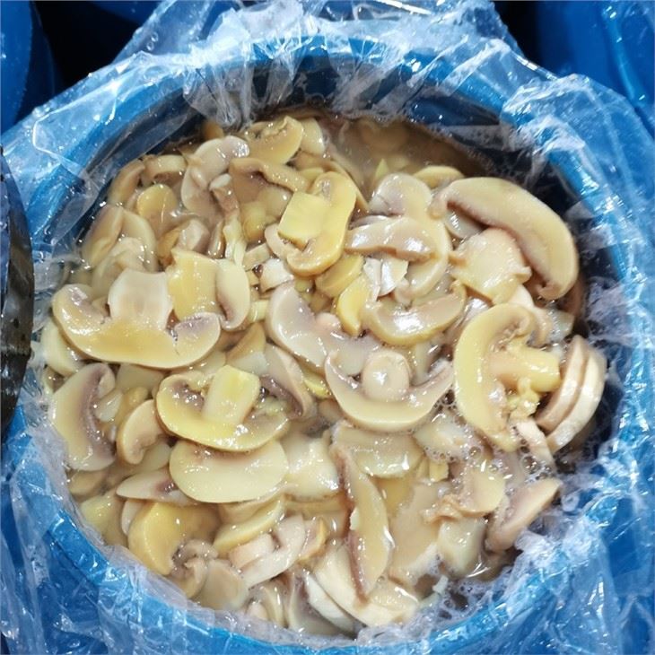 White slice mushroom in drums
